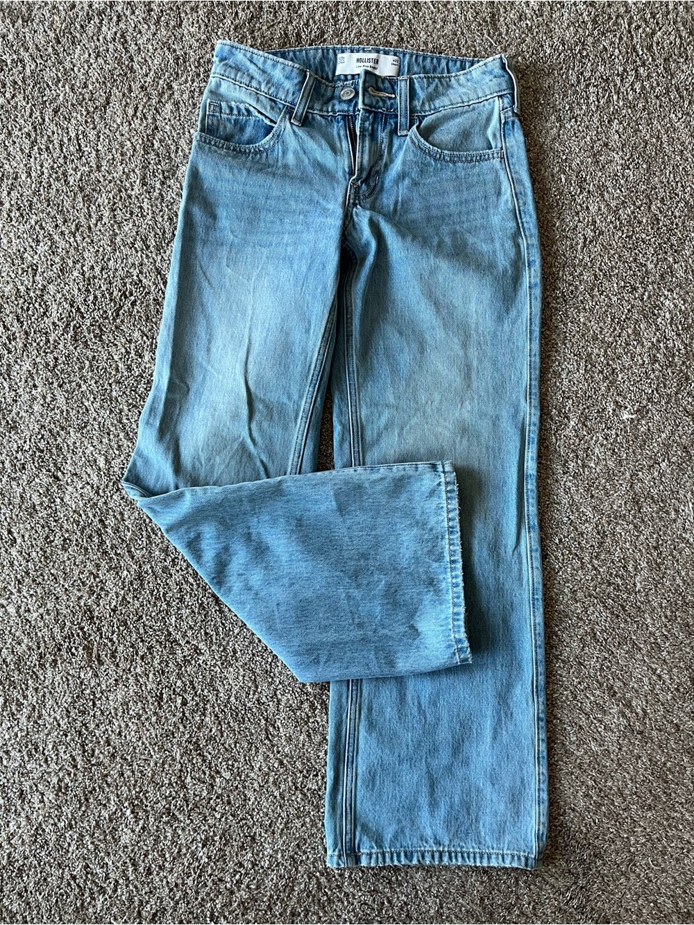 Hollister Light Blue low rise Baggy Women’s Jeans